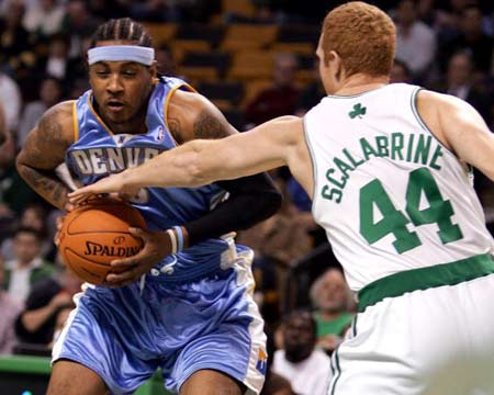 辽宁休息日！赵继伟与王君瑞会餐，生病只能吃面食，喉咙仍沙哑！.